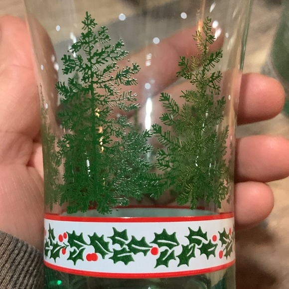 Set of 4 Vintage Retro Holiday Christmas Coca-Cola Drinking Bar Diner Glasses - Picture 8 of 10